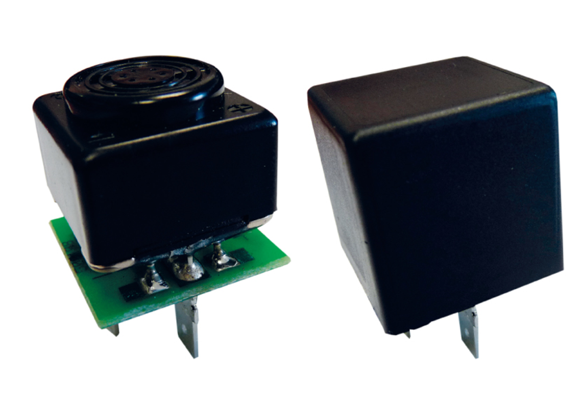 Interior buzzer for movement of doors for bus and coach